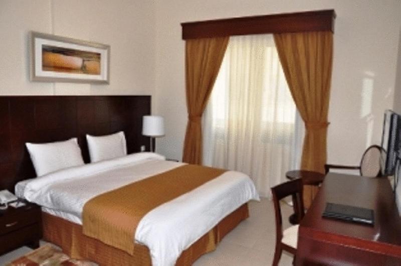 Studio Apartment,1330002332:JPEG