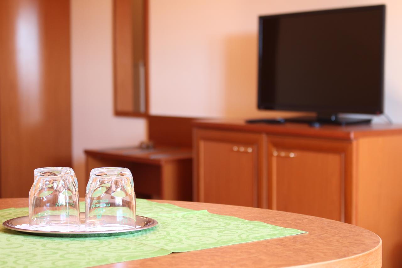Double Room,629108451:JPEG