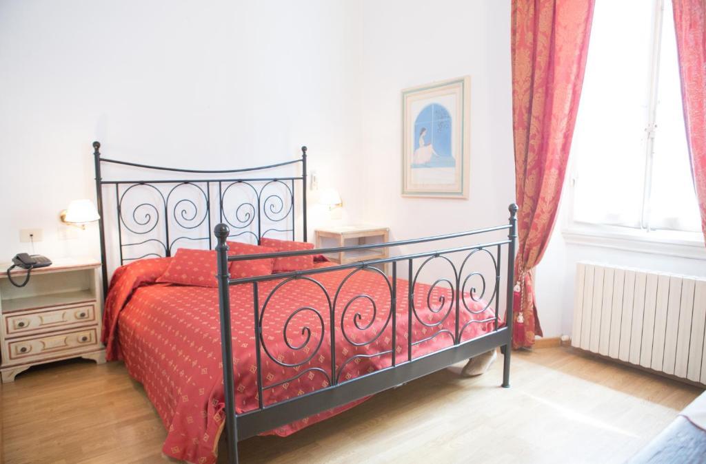 Standard Double or Twin Room,63073213:JPEG