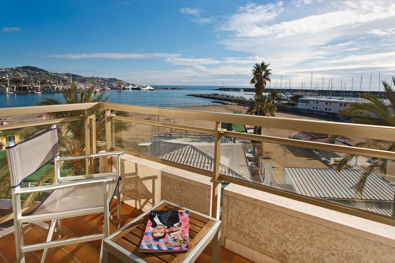 One-Bedroom Apartment Balcony Sea View,630350547:JPEG