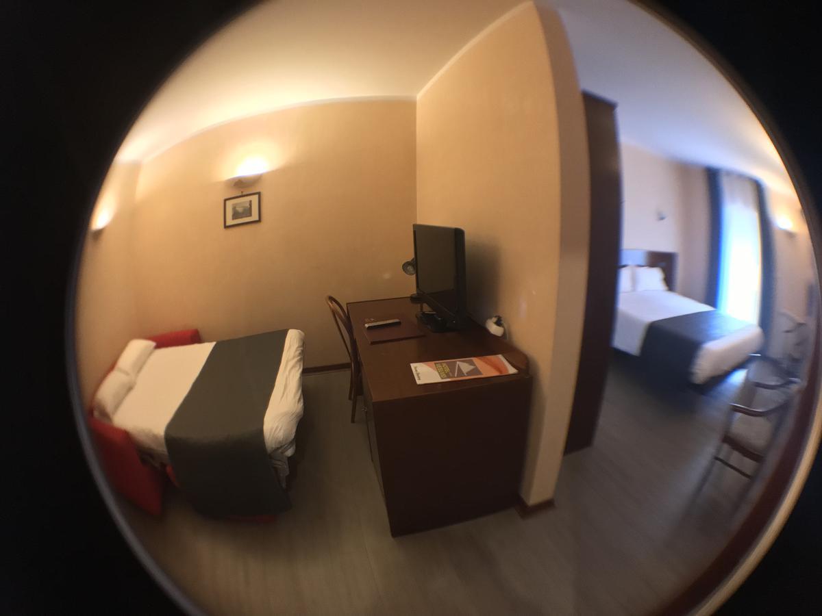 Quadruple Room Balcony,630386322:JPEG