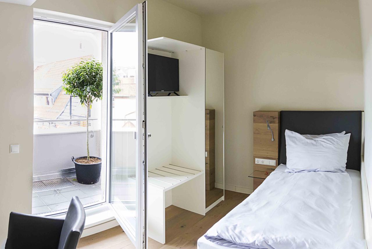Small Single Room,1588299876:JPEG