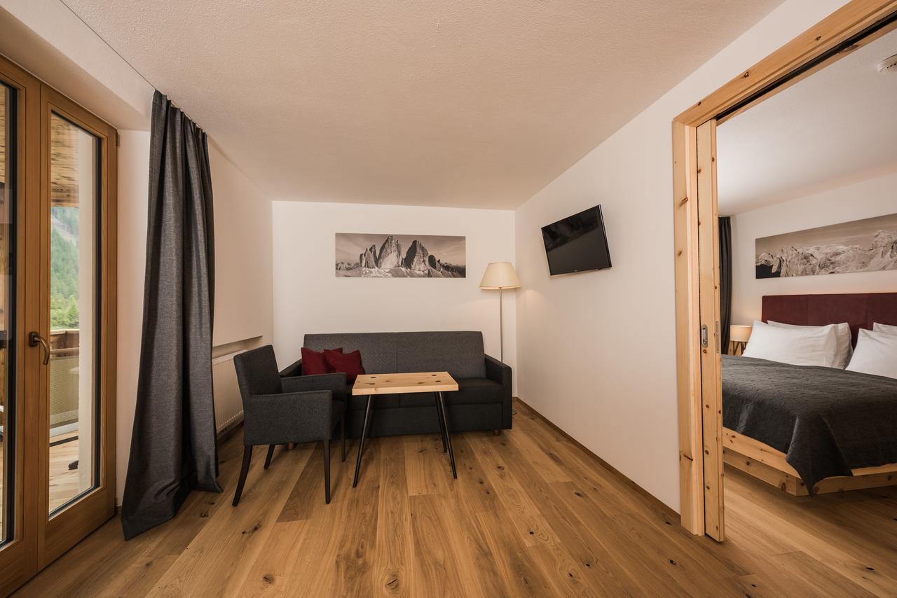 Junior Suite,411390276:JPEG