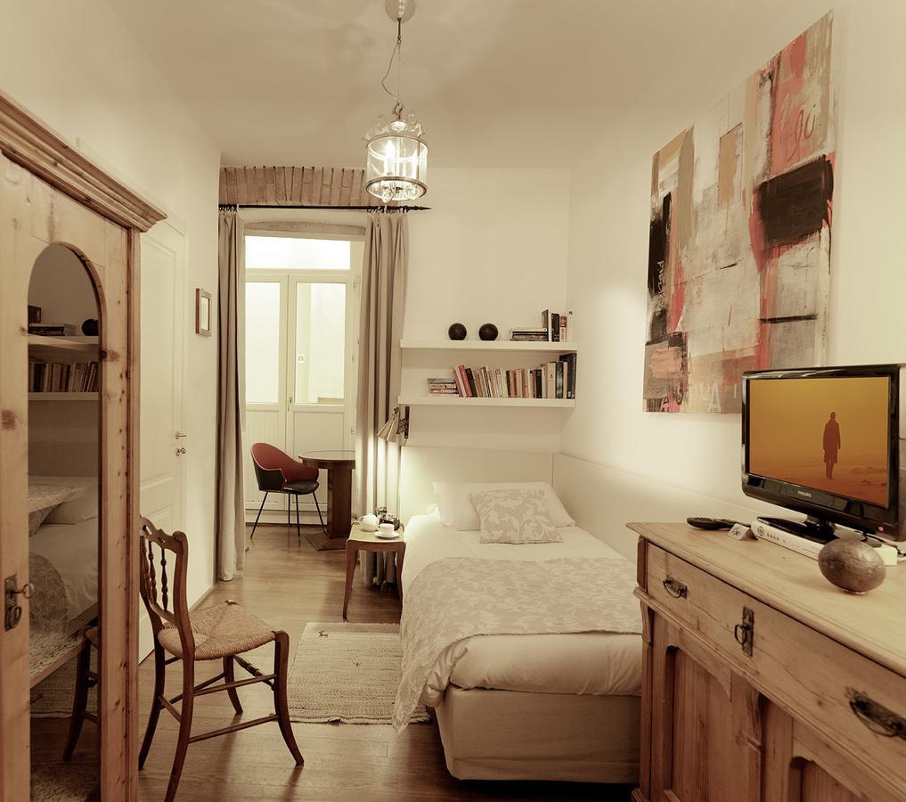 Single Room,1589104802:JPEG