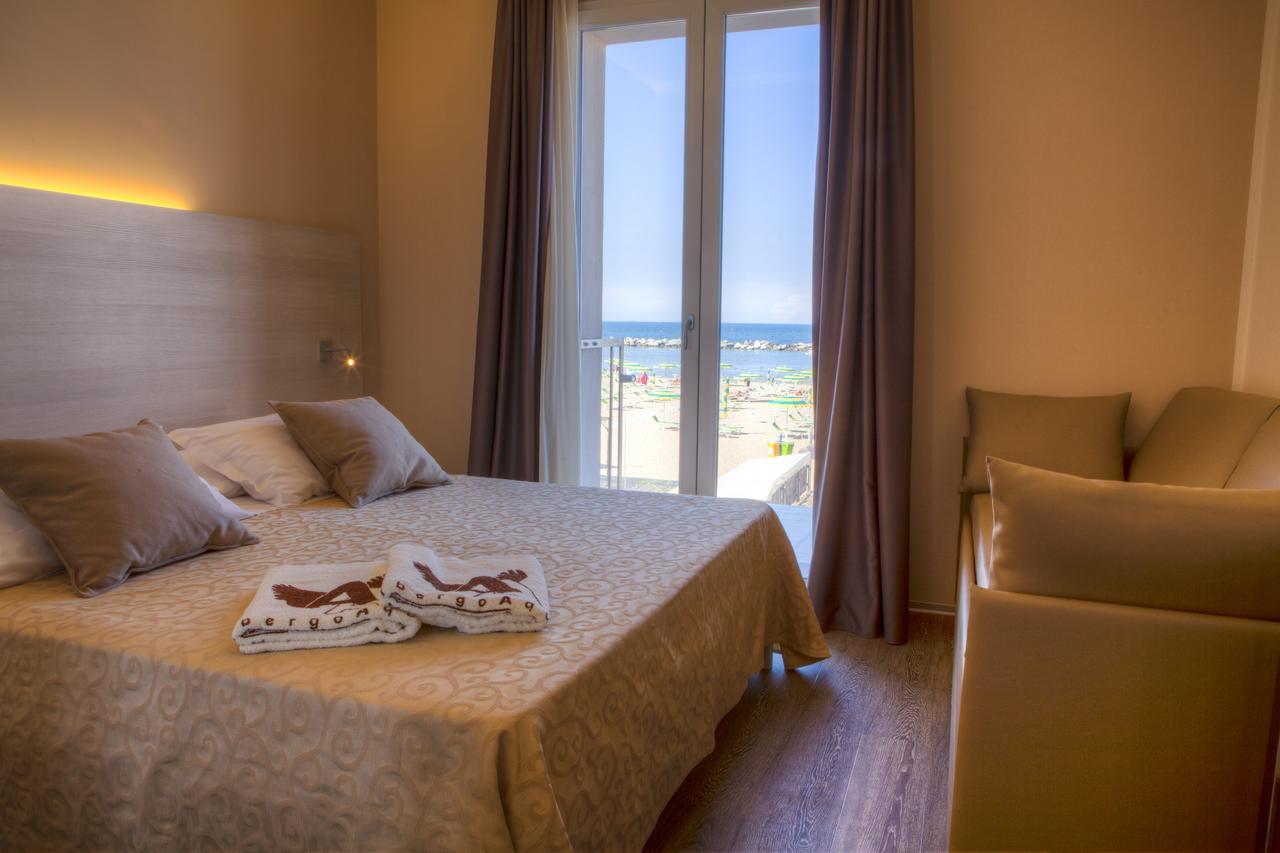 Superior Triple Room Sea View,399357012:JPEG