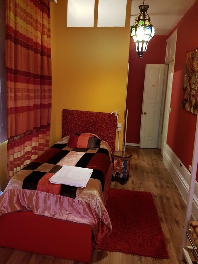 Single Room,65800390:JPEG