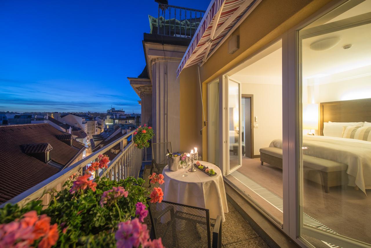 Suite with Balcony,631548972:JPEG