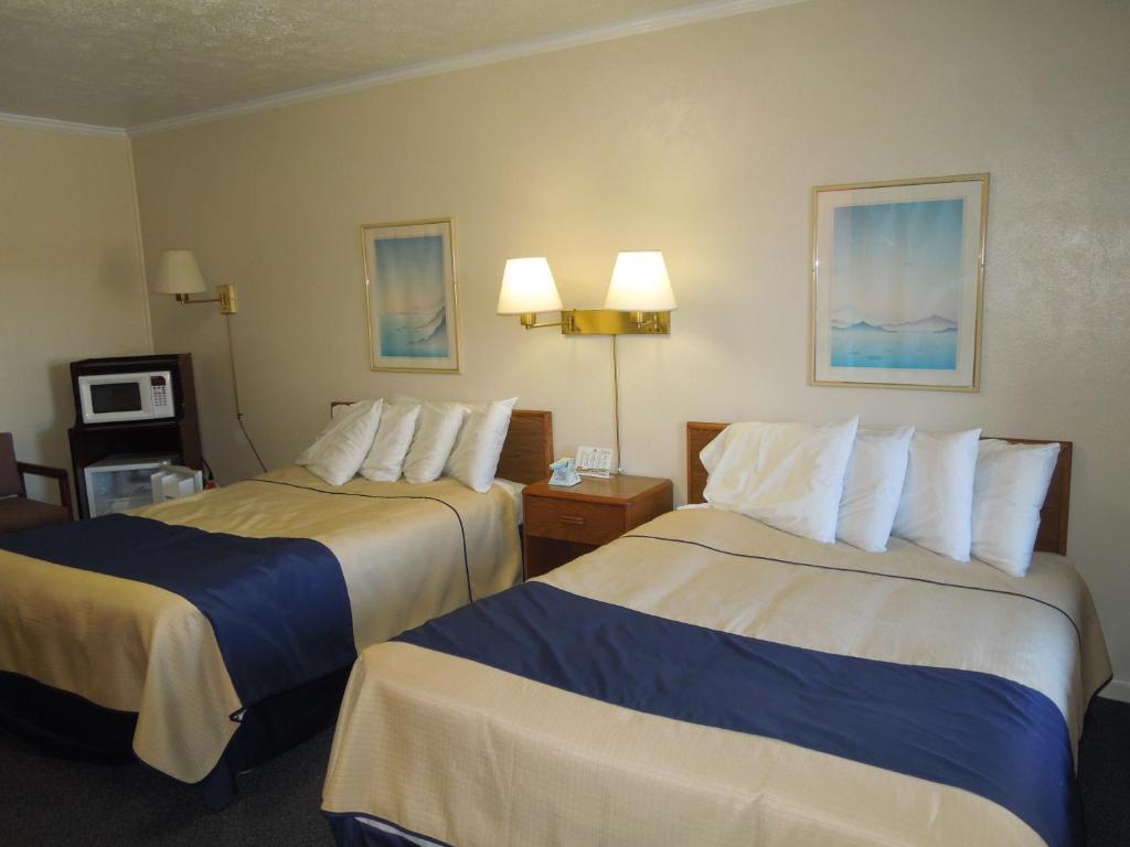 Double Room Two Double Beds