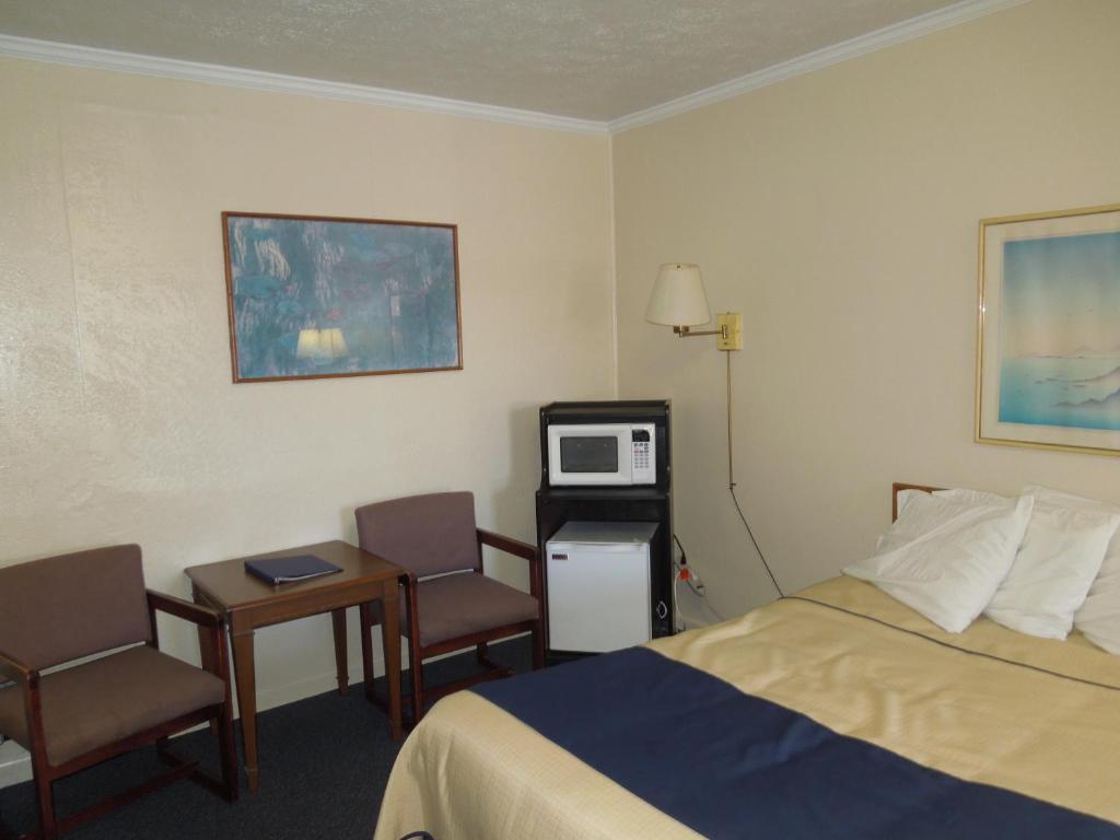 Double Room Two Double Beds