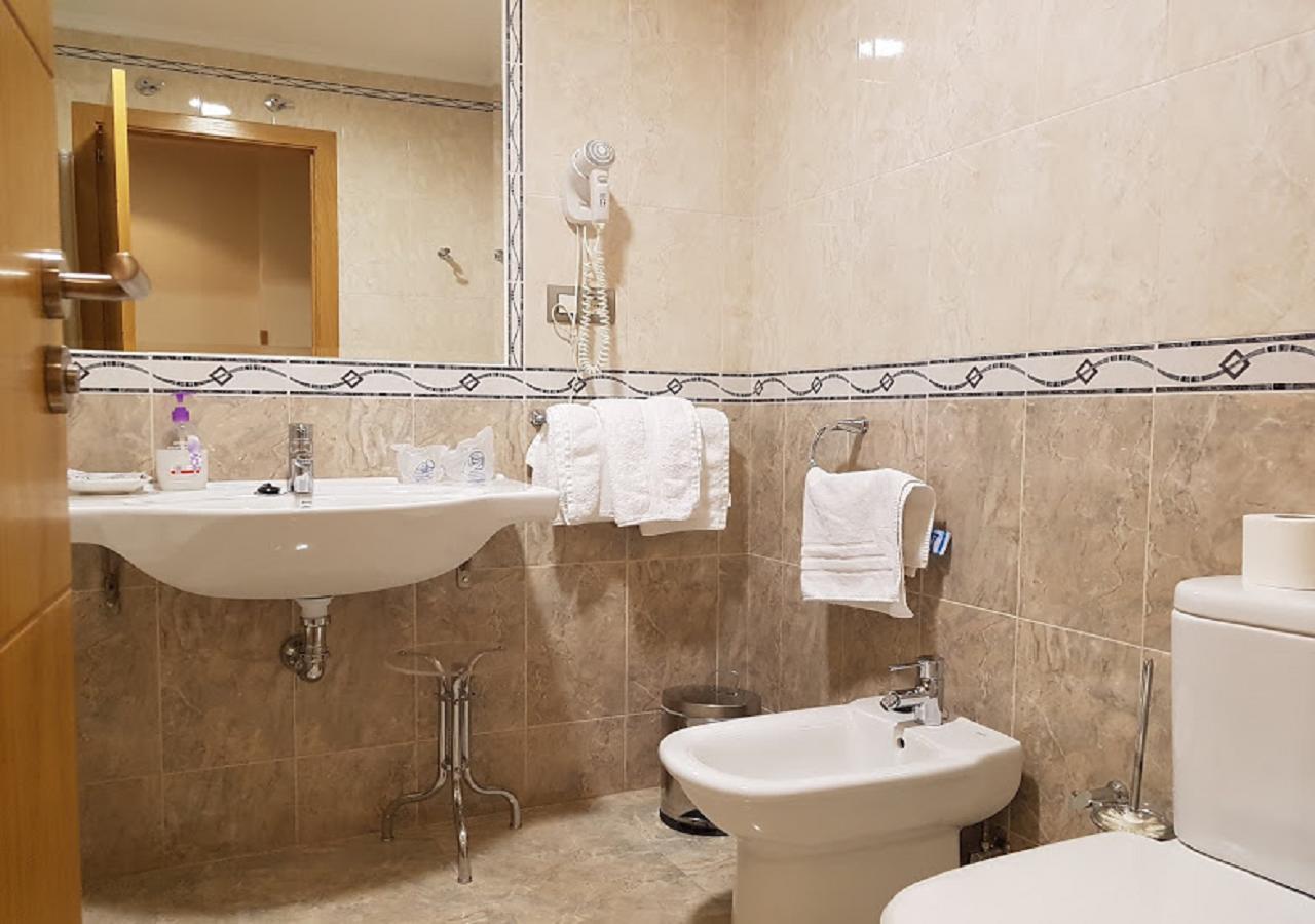 Triple Room,632013924:JPEG