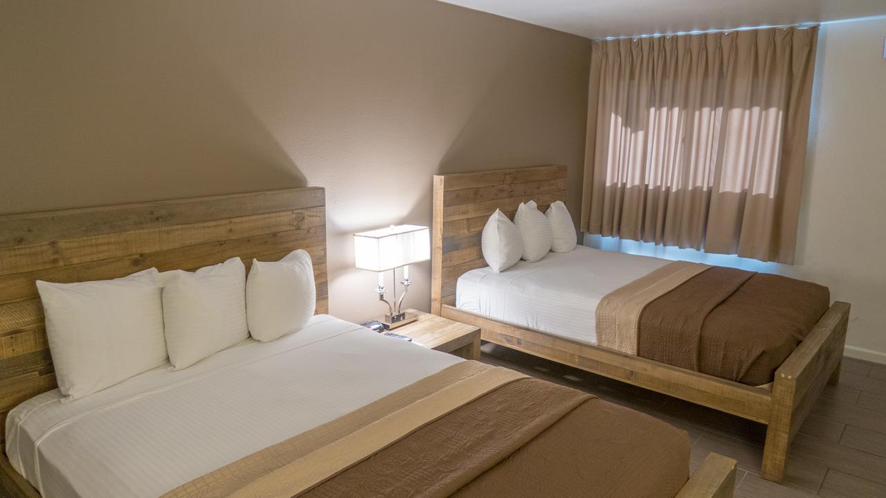 Standard Queen Room Two Queen Beds