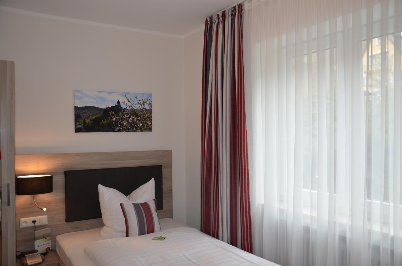 Single Room without Balcony,632265663:JPEG