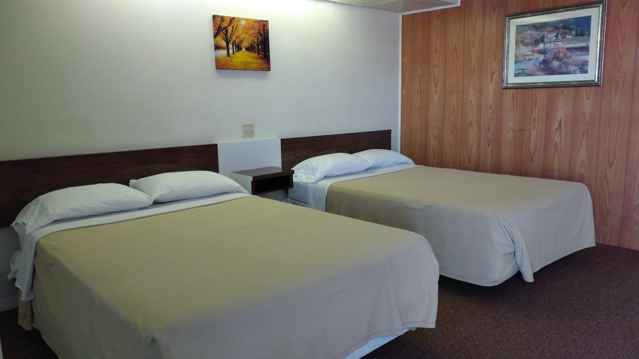 Standard Double Room Two Double Beds Non-Smoking