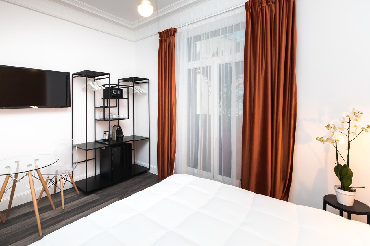 Superior Queen Room