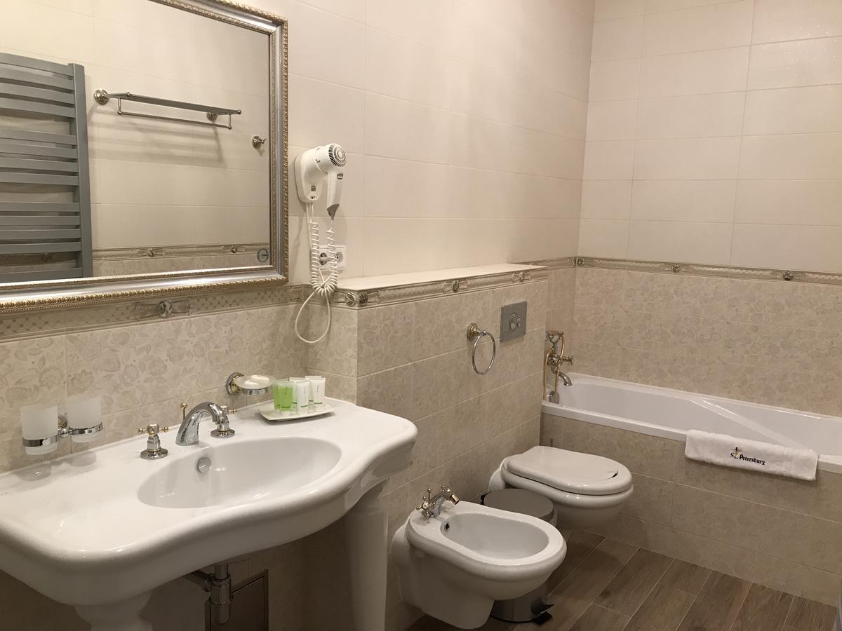 Premium Suite