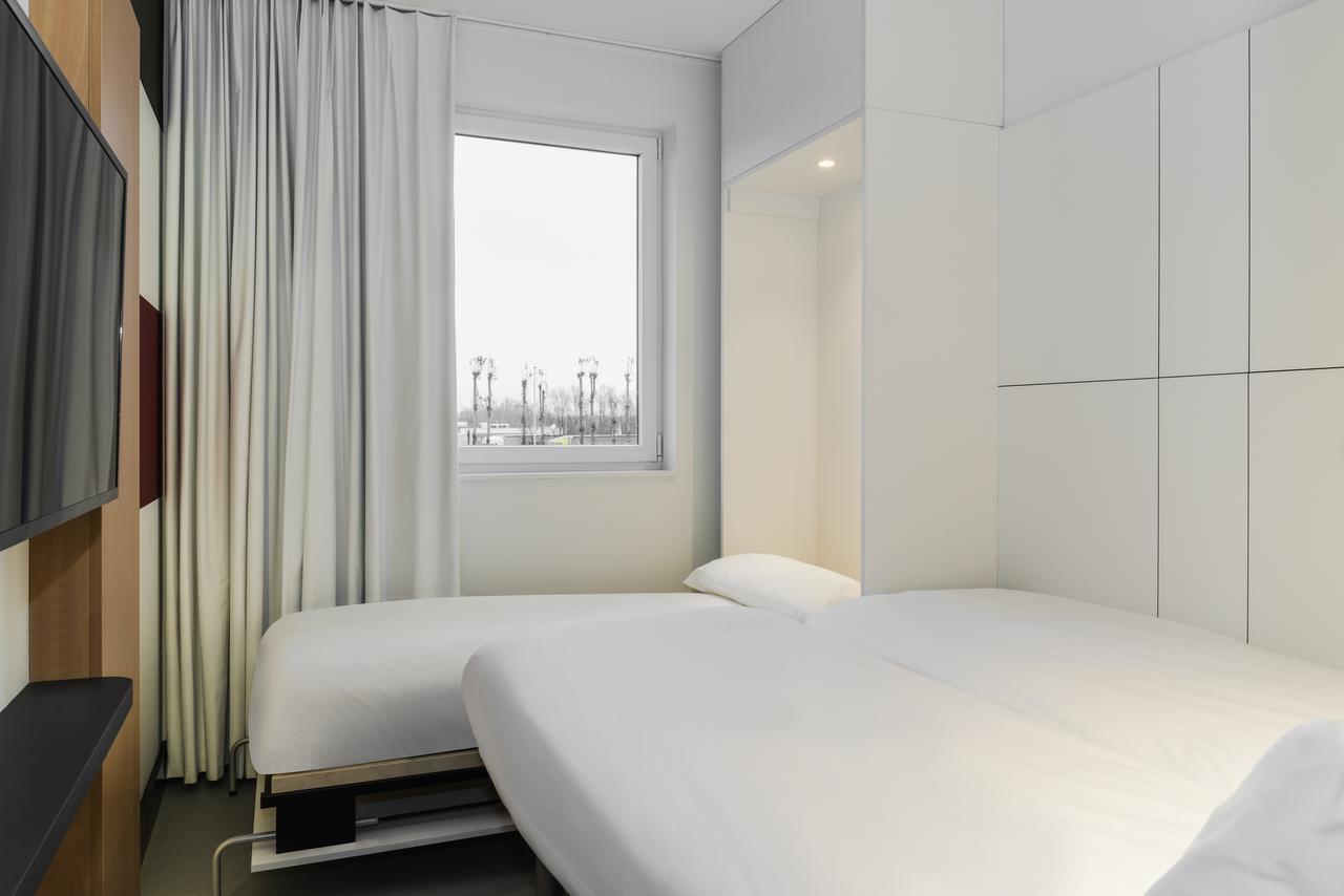 Triple Room,635037585:JPEG