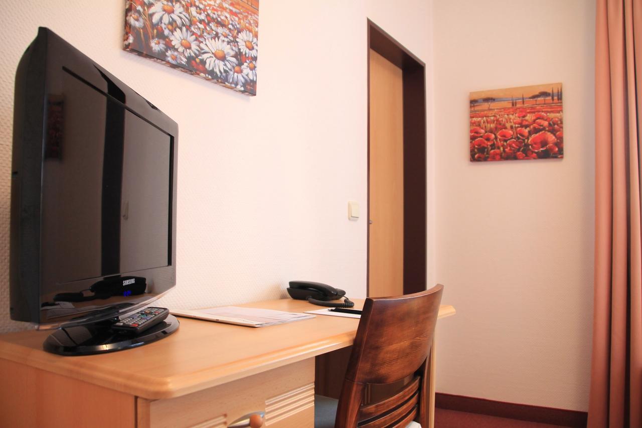 Single Room with Shower,635454150:JPEG