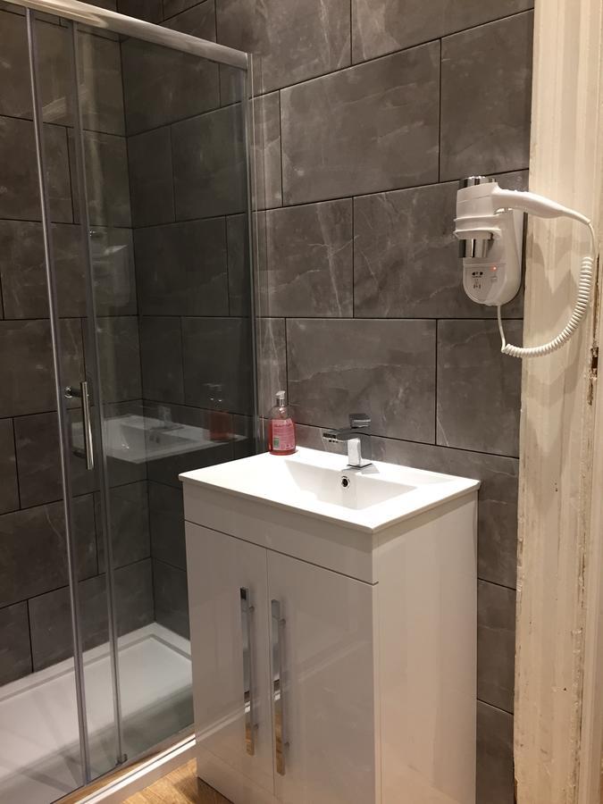 Royal Mile View Studio Apartment Panmure