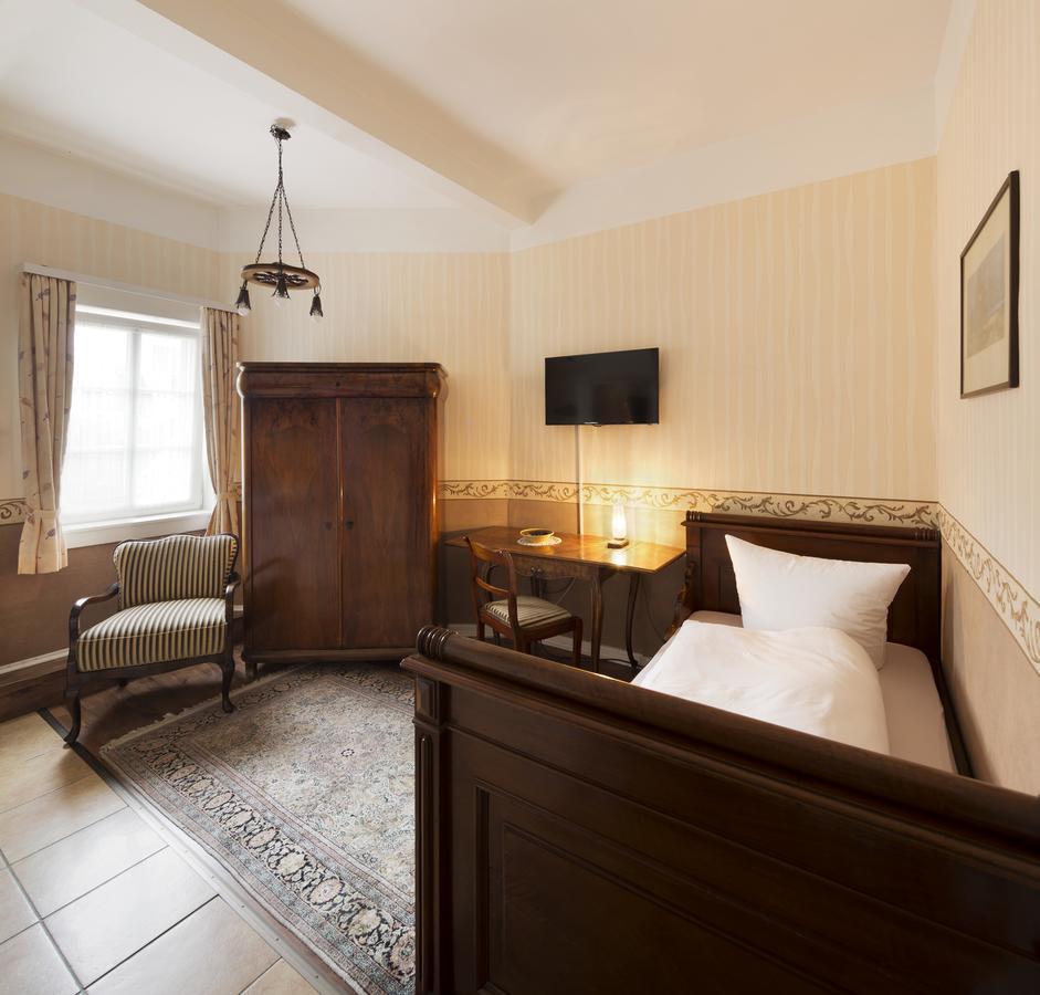 Standard Single Room