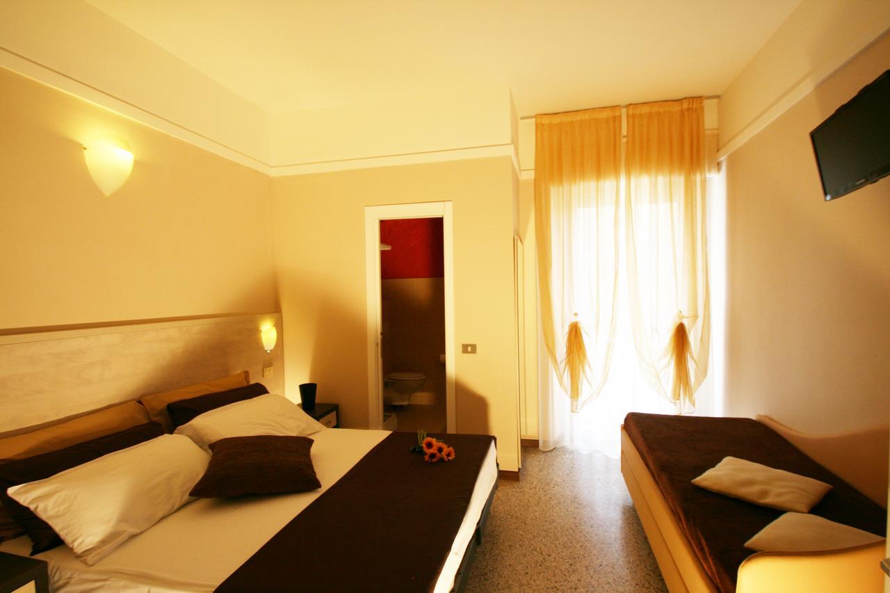 Standard Double Room,635885451:JPEG