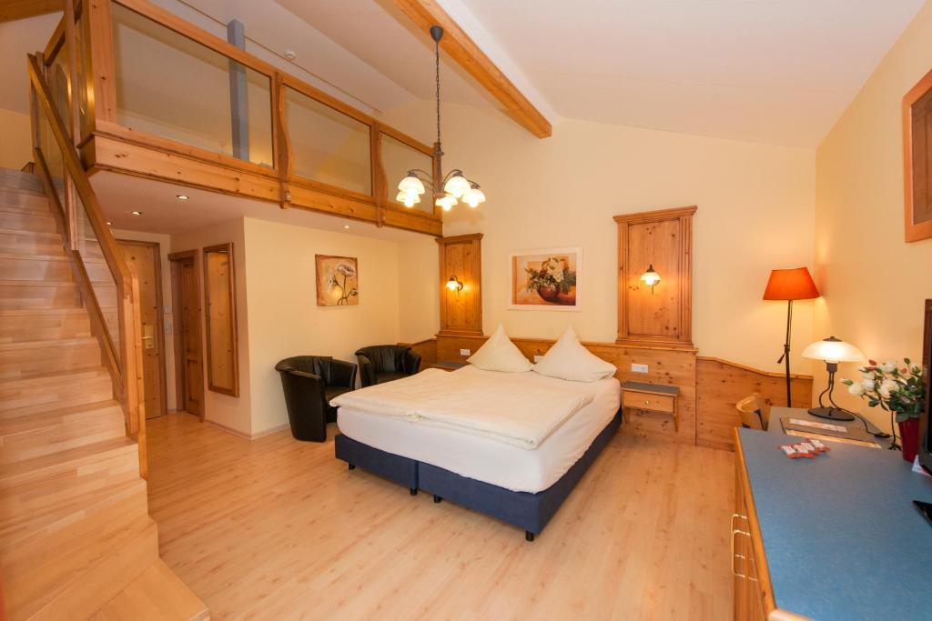 Quadruple Room Balcony,67673867:JPEG