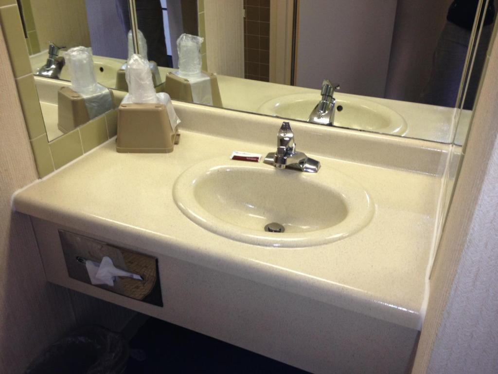 Queen Room,917283277:JPEG