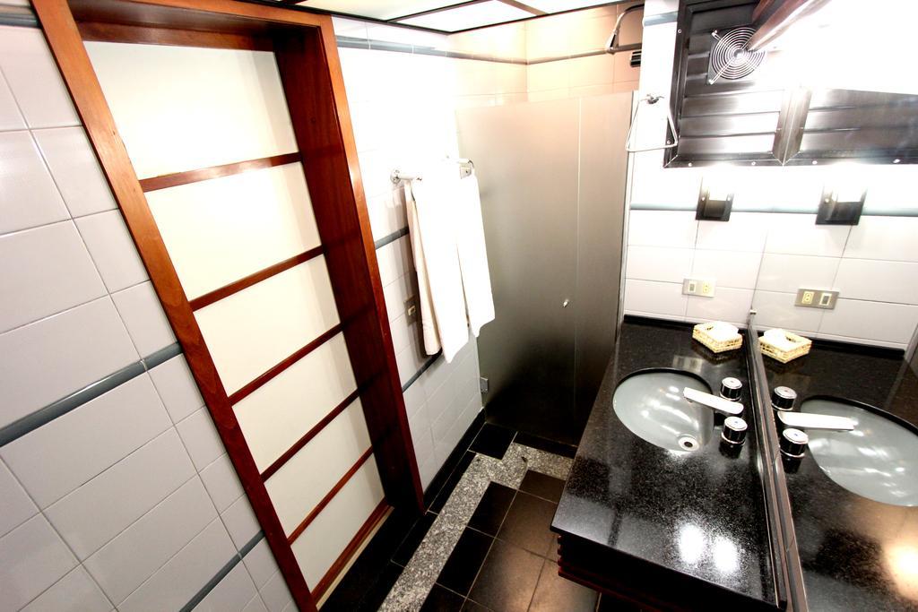 Standard Twin Room,63733060:JPEG