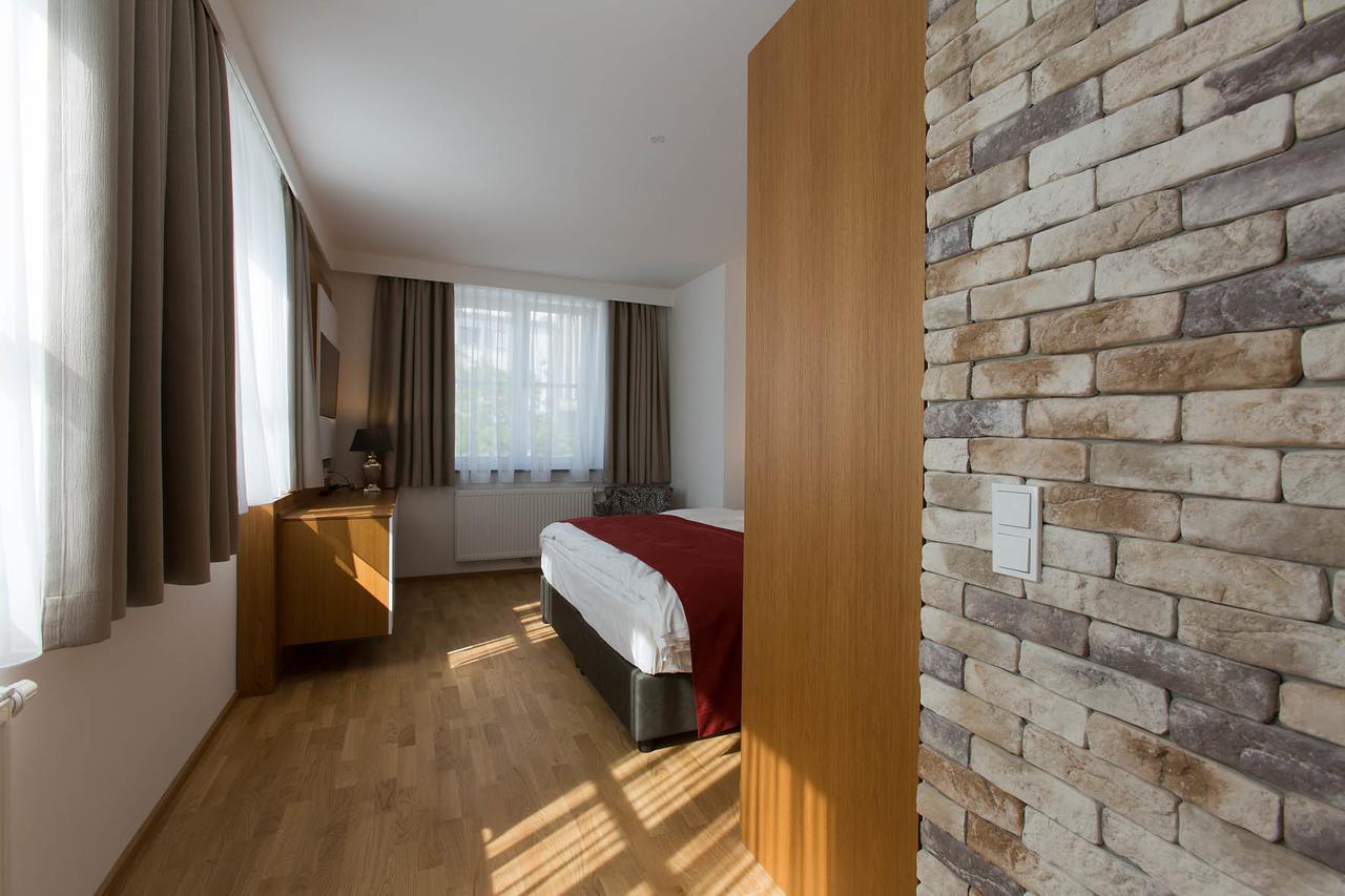 Double Room,639302565:JPEG