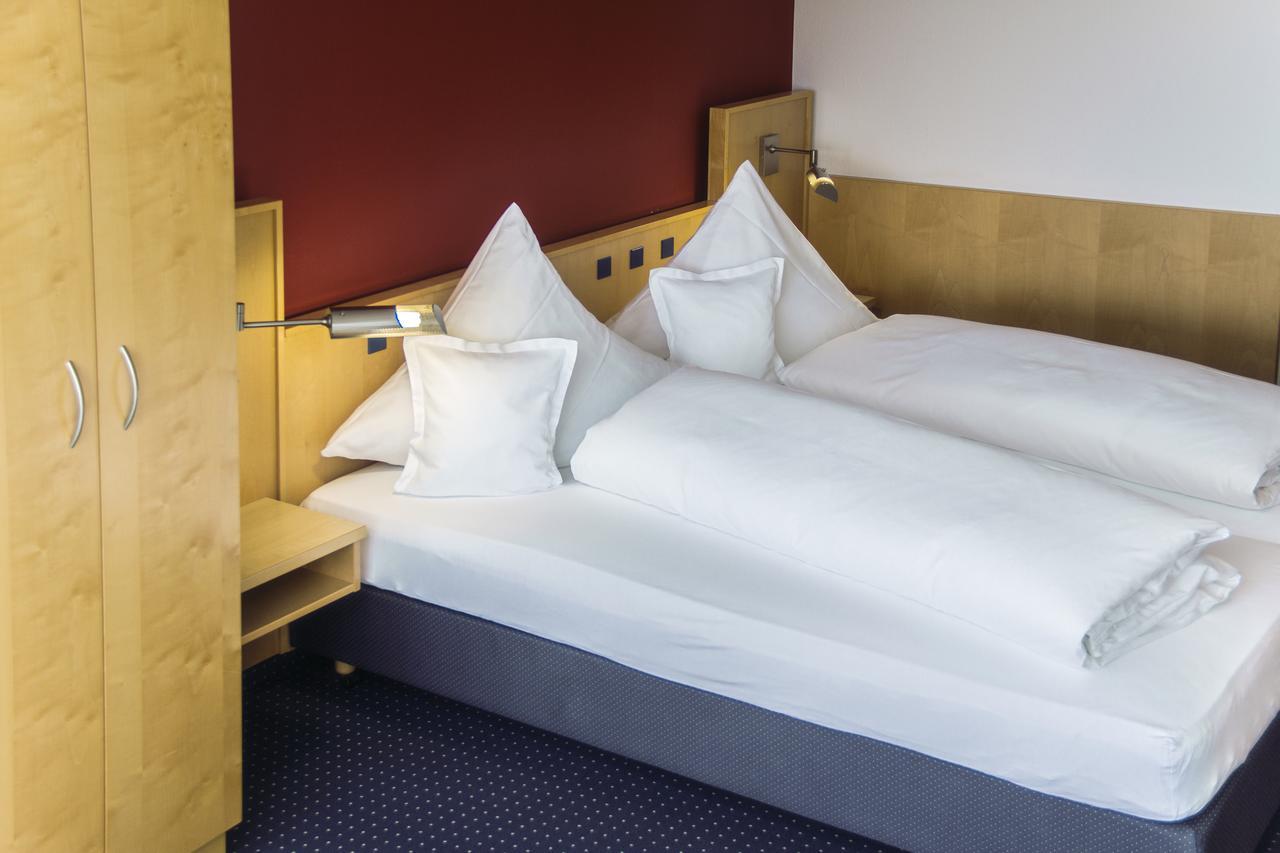 Standard Double Room Lake View