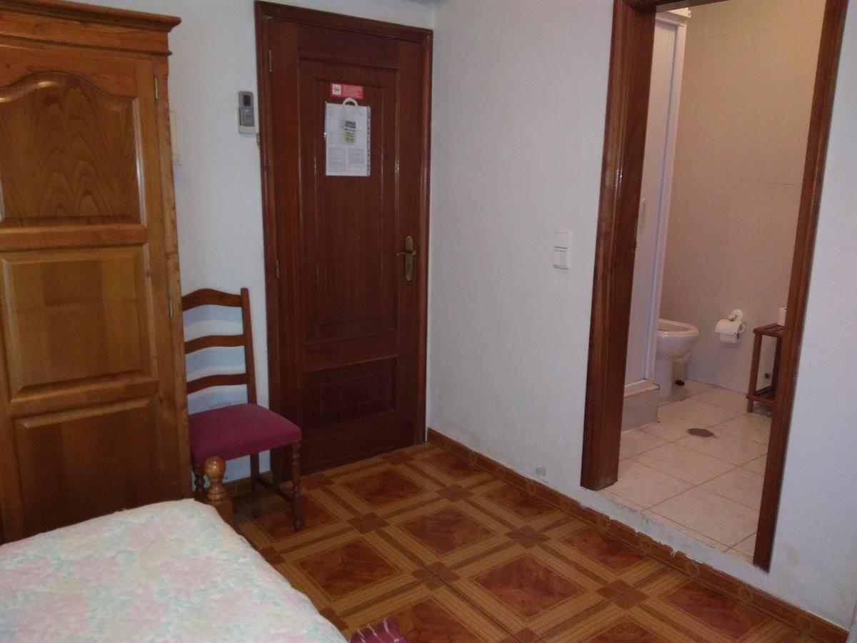 Family Room,1272037069:JPEG