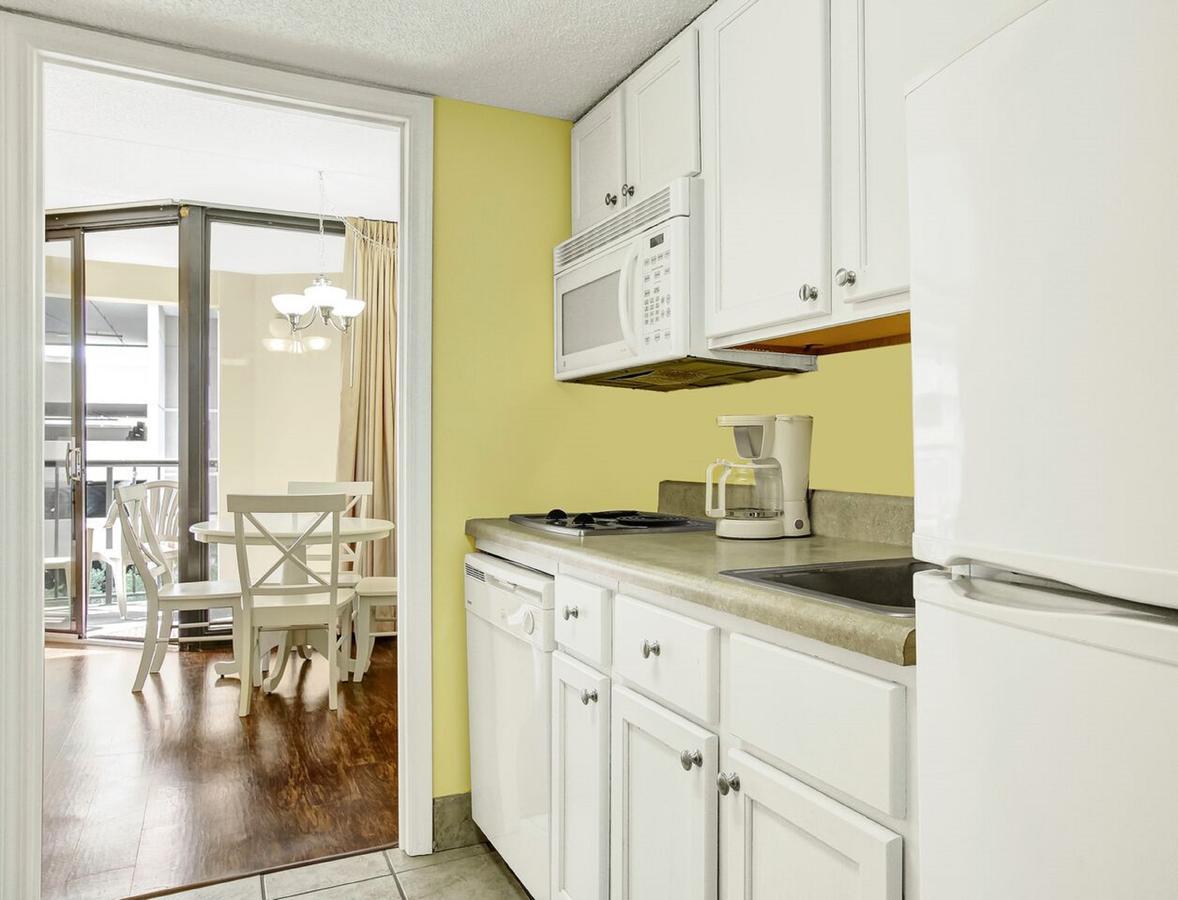 One-Bedroom Apartment,639828186:JPEG