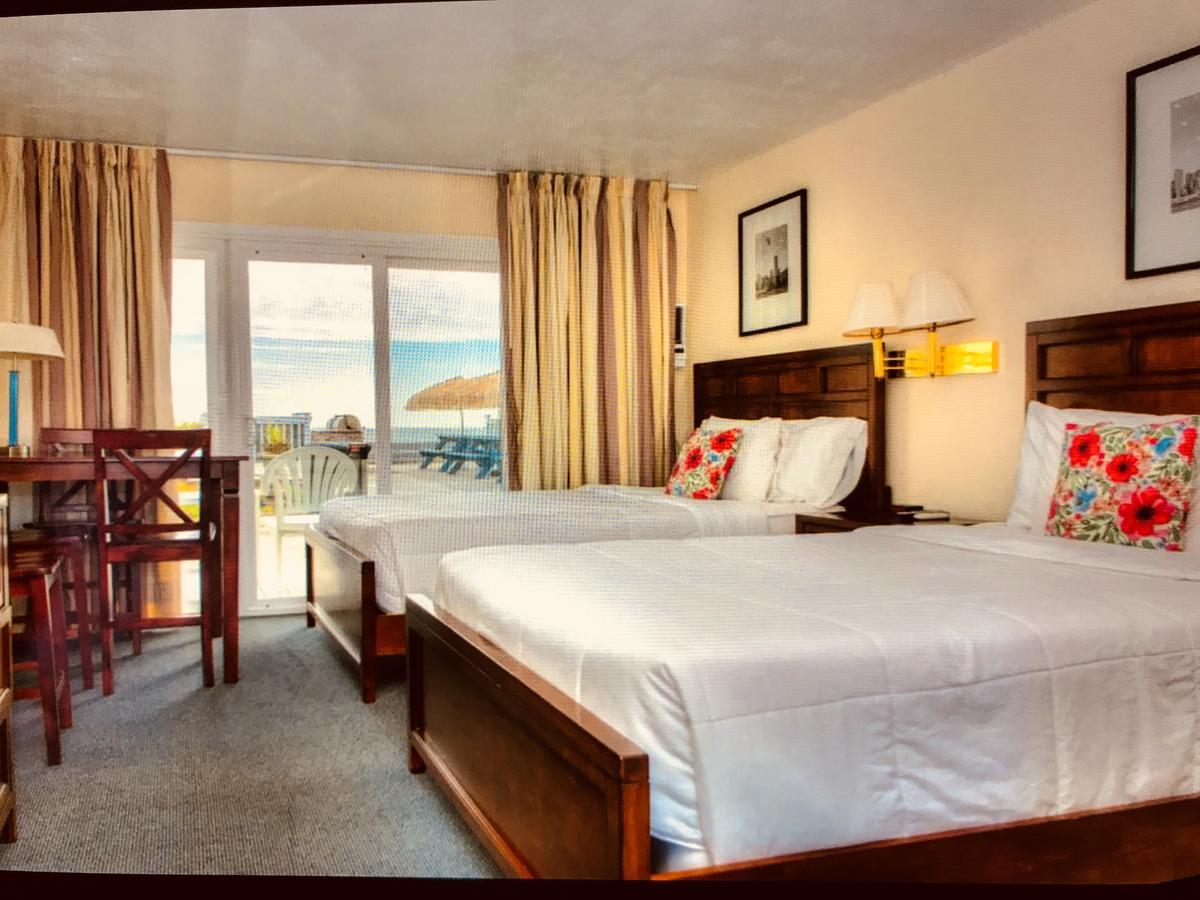 Double Room Pool View,639842073:JPEG