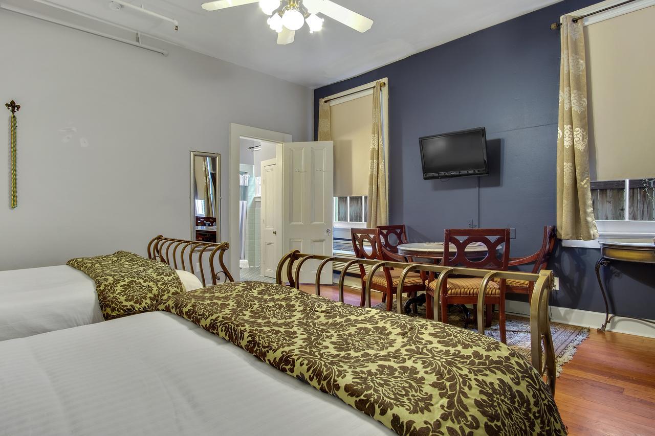 Double Queen Room