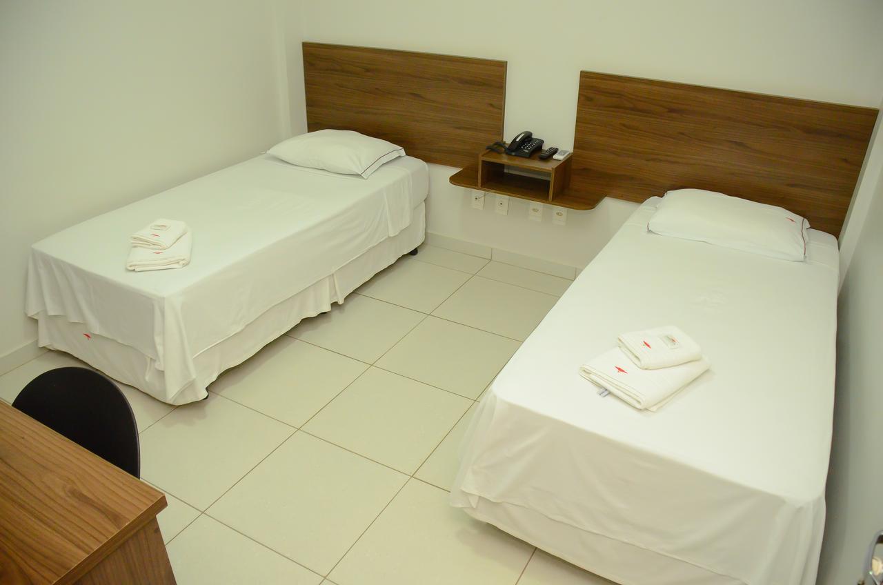 Standard Twin Room,549249519:JPEG