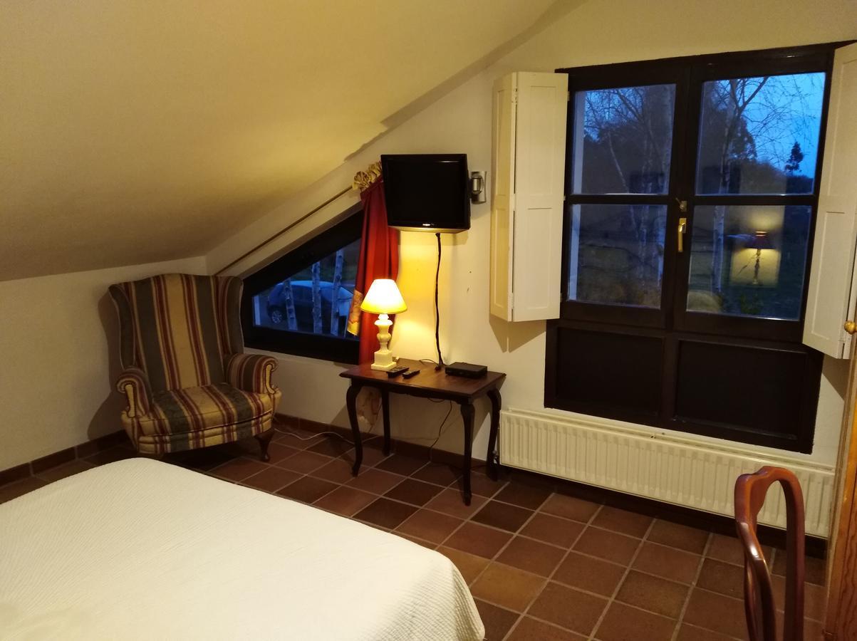 Double Room Private Bathroom
