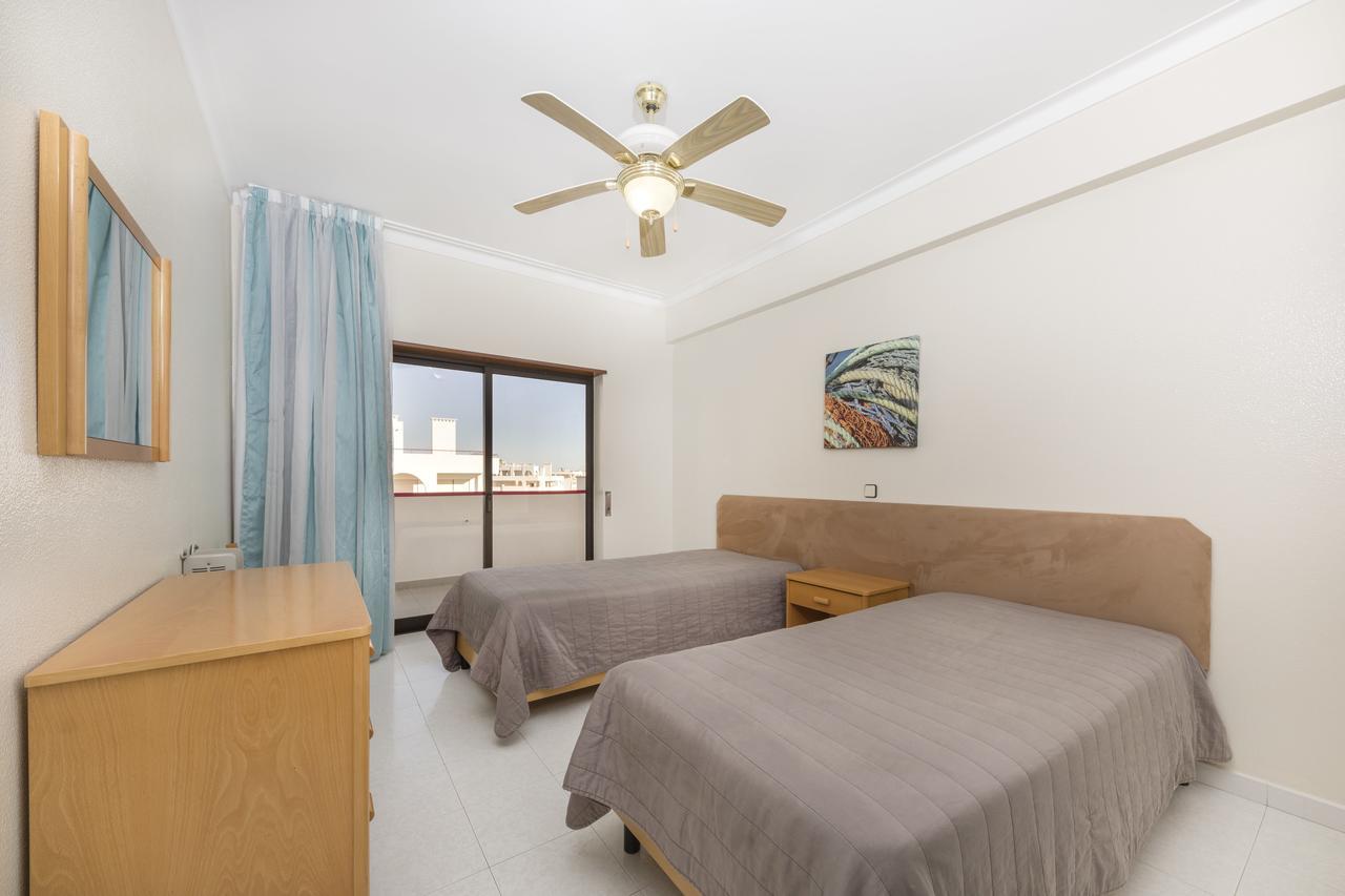 Two-Bedroom Apartment Sea View,703942720:JPEG