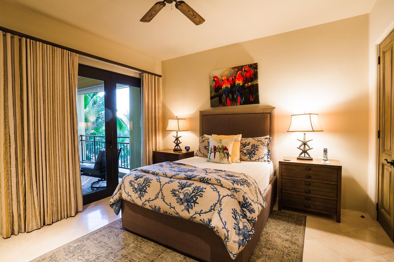 Three Bedroom Residence Den