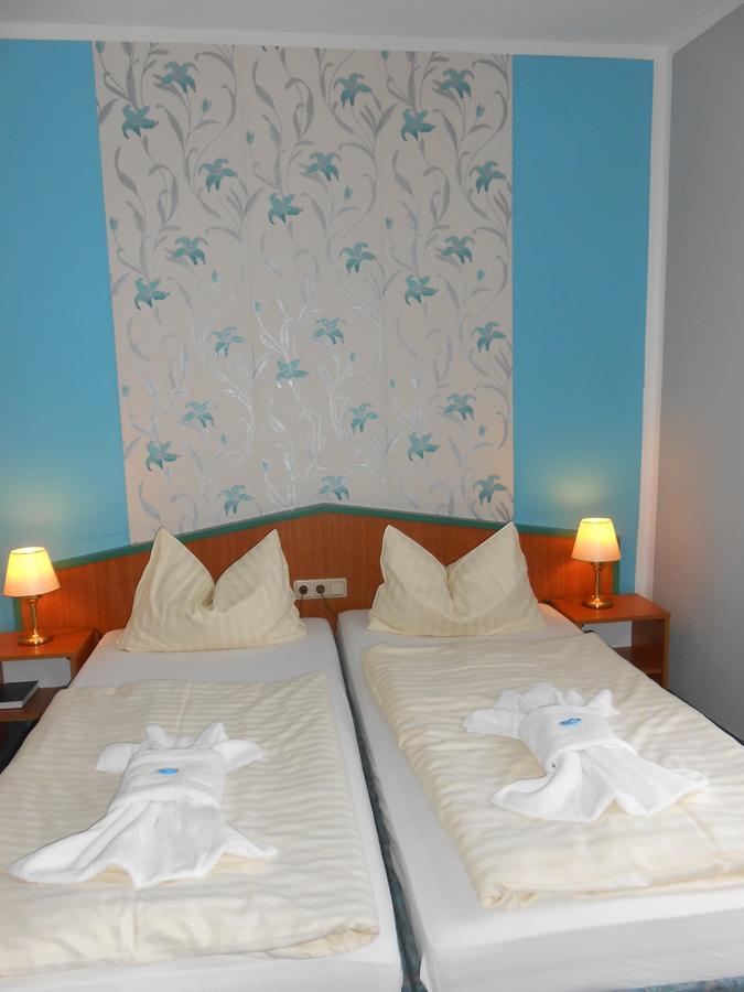 Family Double Room,640181643:JPEG