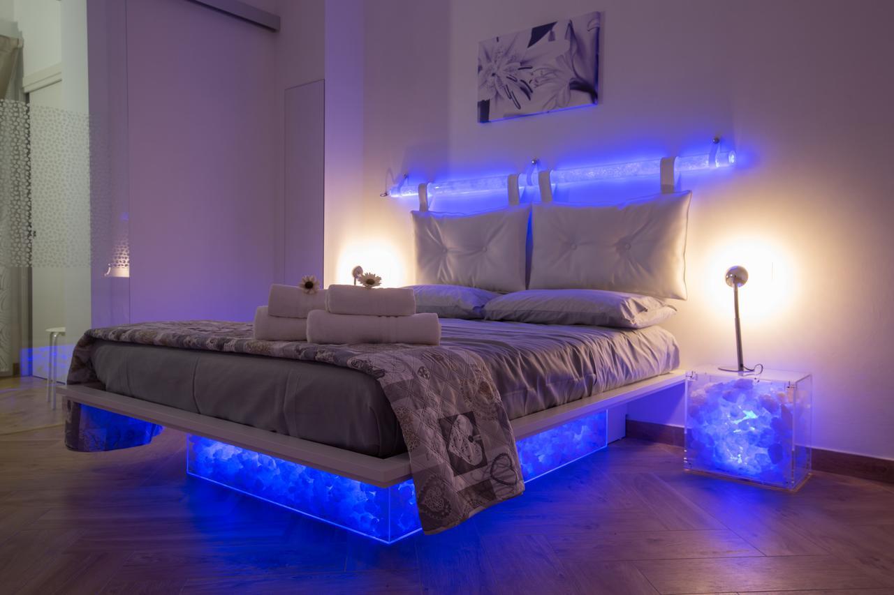 Luxury Triple Room,640305414:JPEG