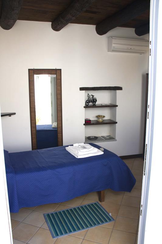 Single Room Private Bathroom,640312488:JPEG