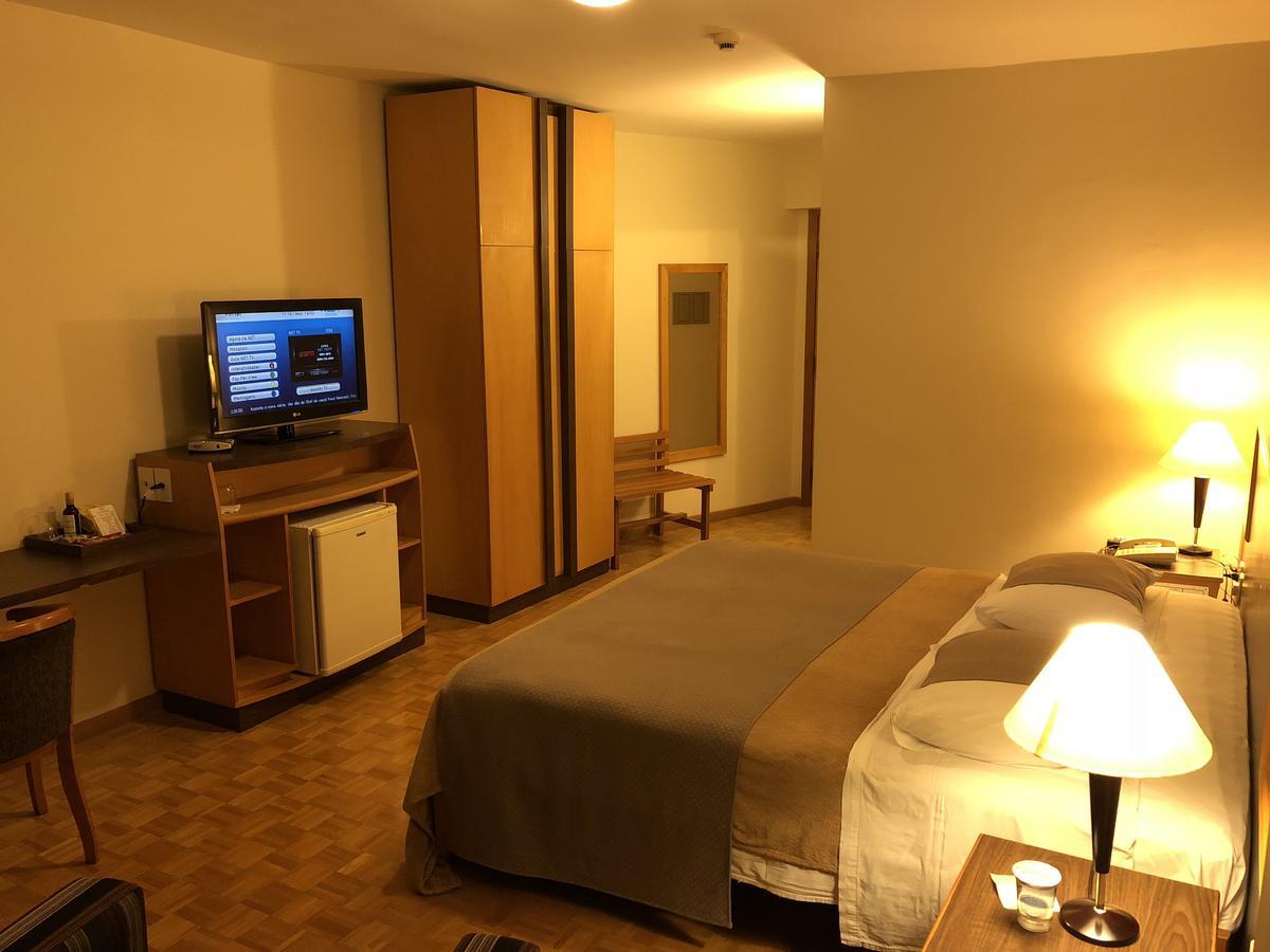 Deluxe Room,640483170:JPEG