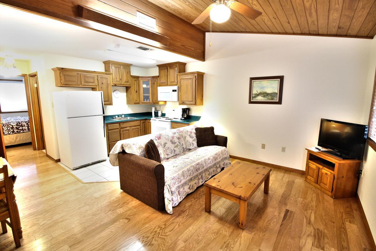 King Suite Kitchen
