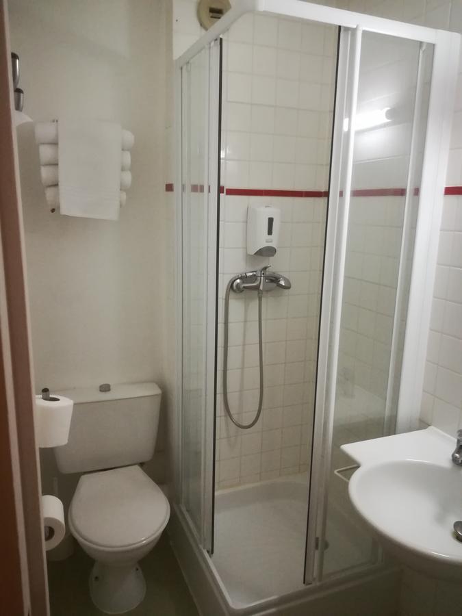 Family Room,1286867242:JPEG