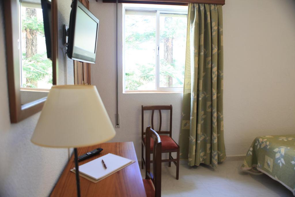 Double or Twin Room,64166683:JPEG