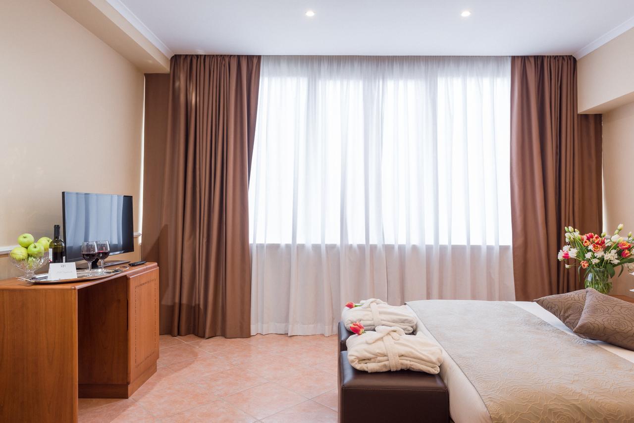 Superior Double Room City View