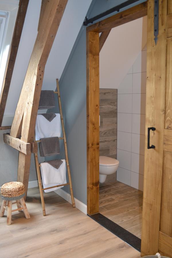 Double Room Private Bathroom