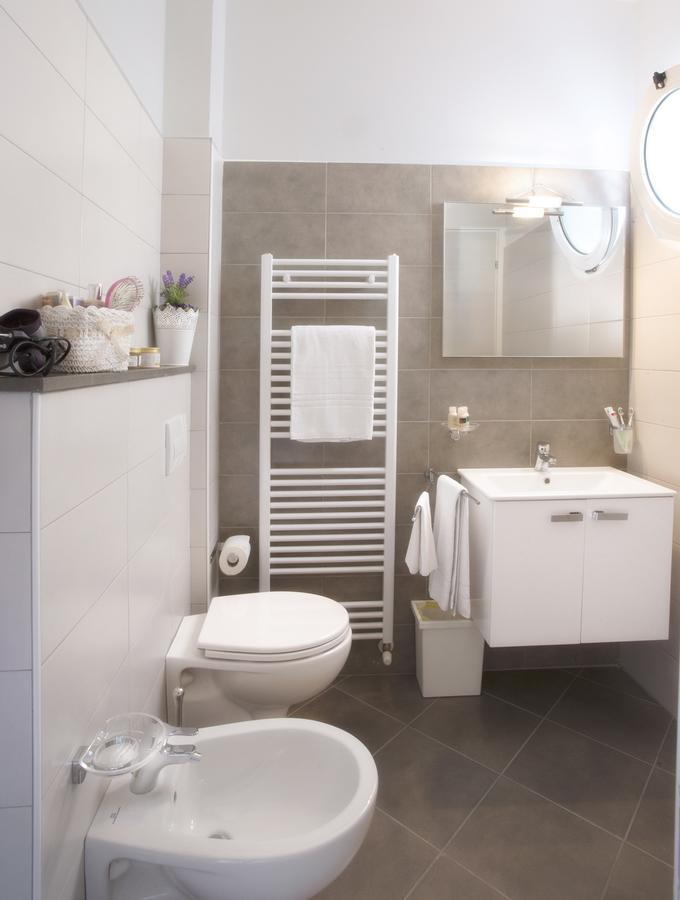 Two-Bedroom Apartment,641225706:JPEG