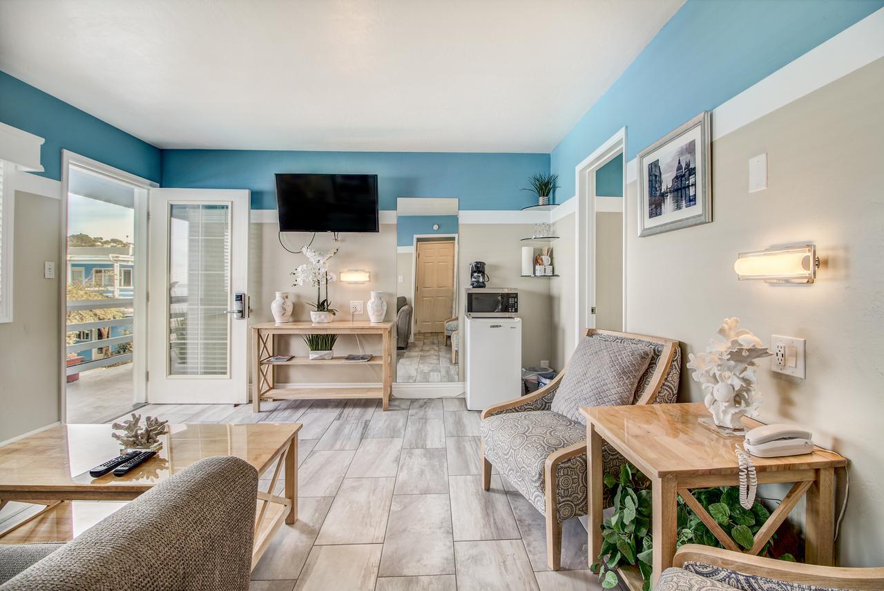 Two-Bedroom Queen Suite,641480544:JPEG