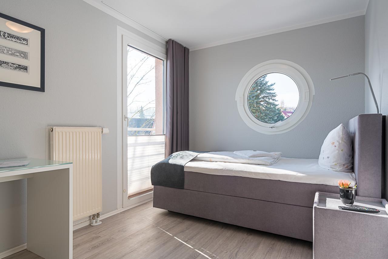 Single Room,1580563227:JPEG