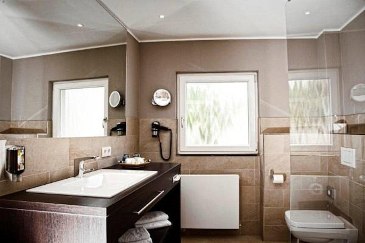 Standard Single Room,1580734137:JPEG